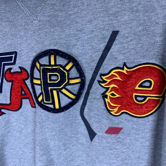 Y2K staple brand hockey logo - Picture 4 of 8